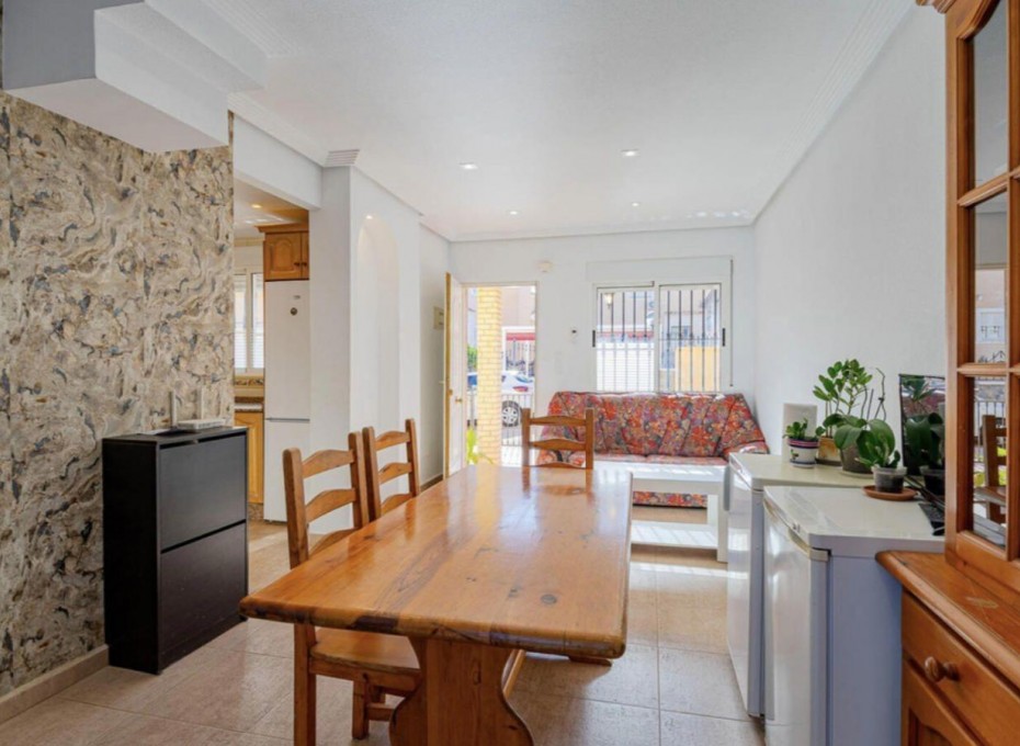 Wiederverkauf - Terraced house -
Orihuela Costa - Los Altos