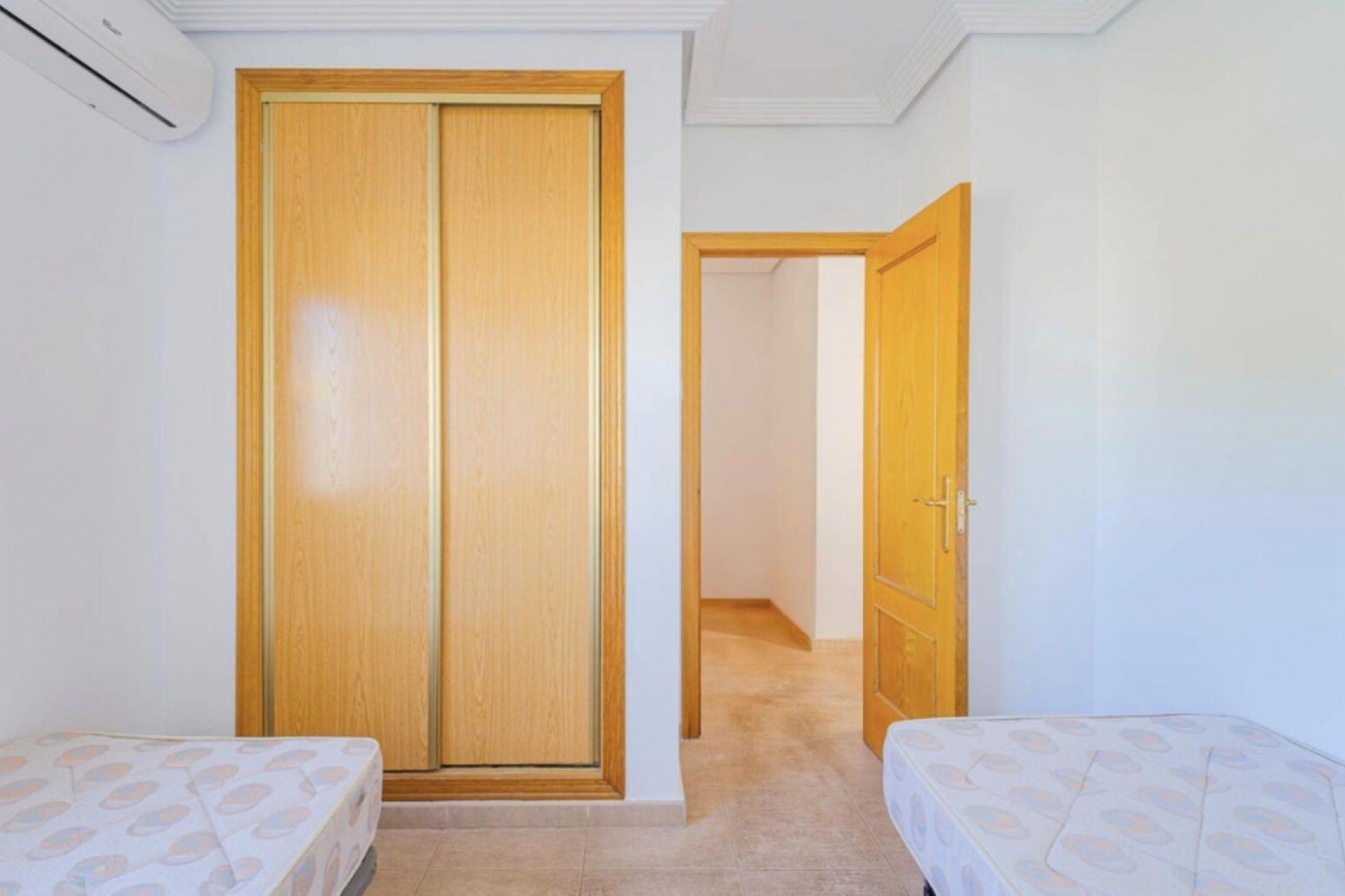 Wiederverkauf - Terraced house -
Orihuela Costa - Los Altos