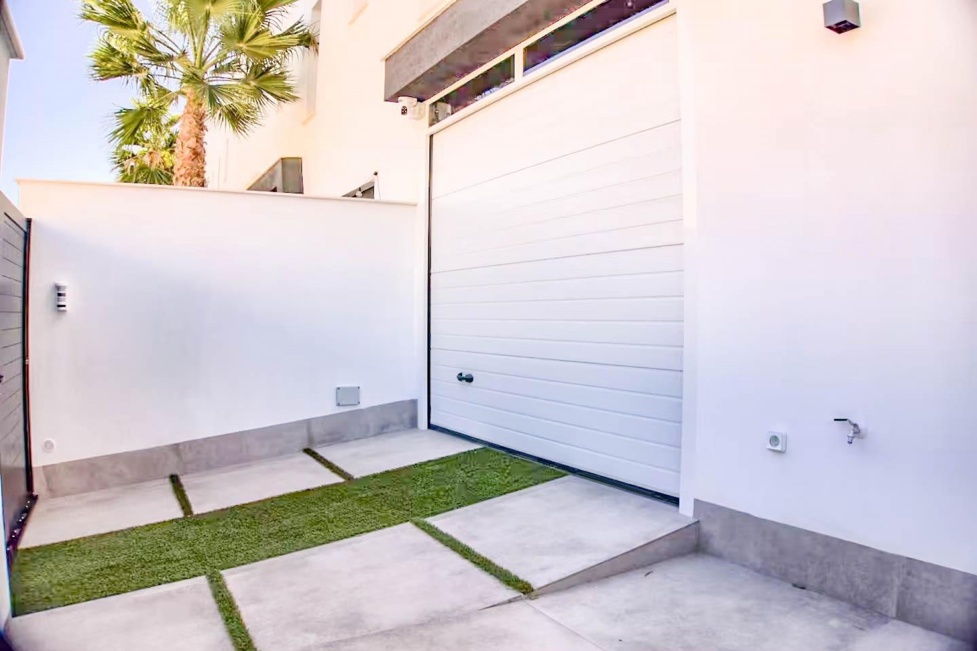 Wiederverkauf - Terraced house -
Santiago de la ribera - zona san blas