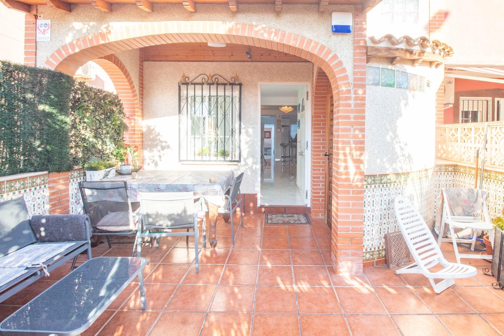 Wiederverkauf - Terraced house -
Torrevieja - Acequion