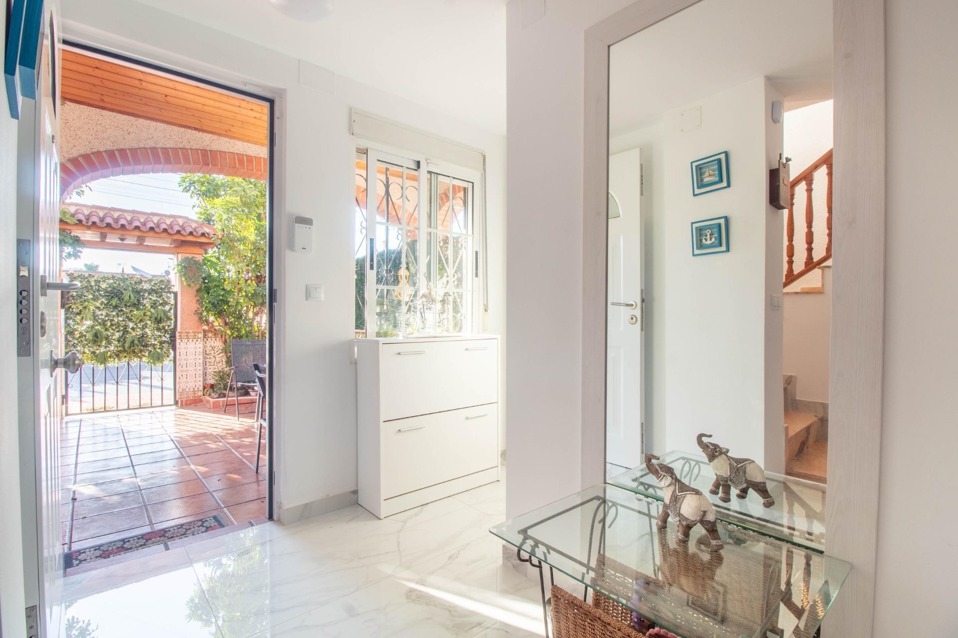 Wiederverkauf - Terraced house -
Torrevieja - Acequion