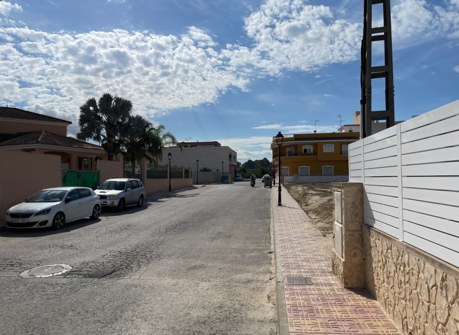 Wiederverkauf - Town house -
Jacarilla - Comunidad Valenciana