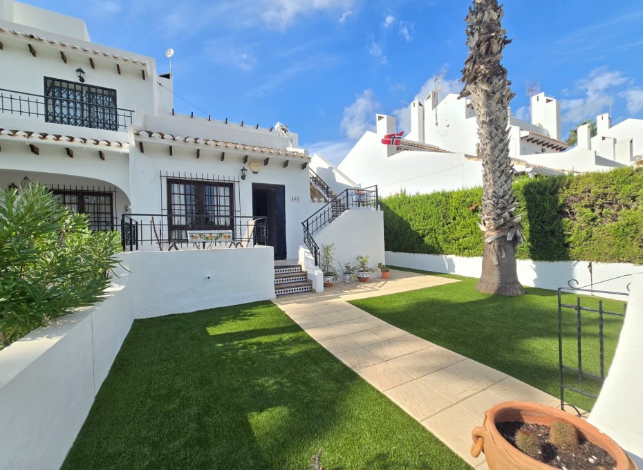 Wiederverkauf - Townhouse * -
Villamartin * - Los Dolses *