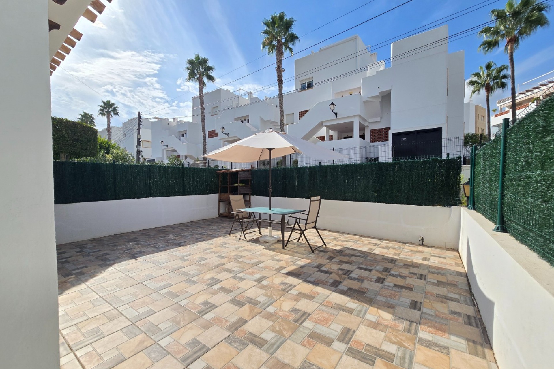 Wiederverkauf - Townhouse * -
Villamartin * - Los Dolses *