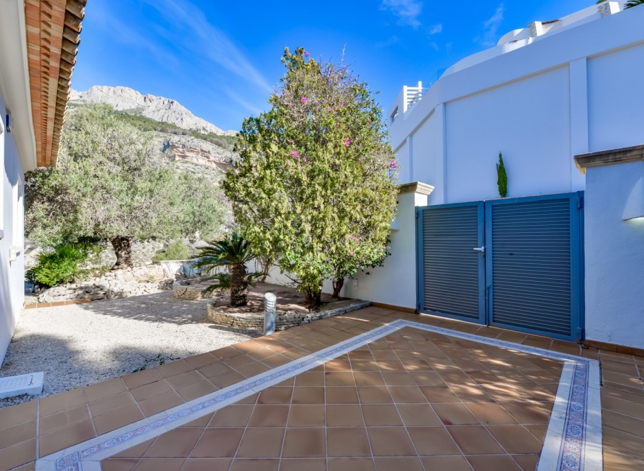 Wiederverkauf - Villa -
Altea - Sierra de Altea