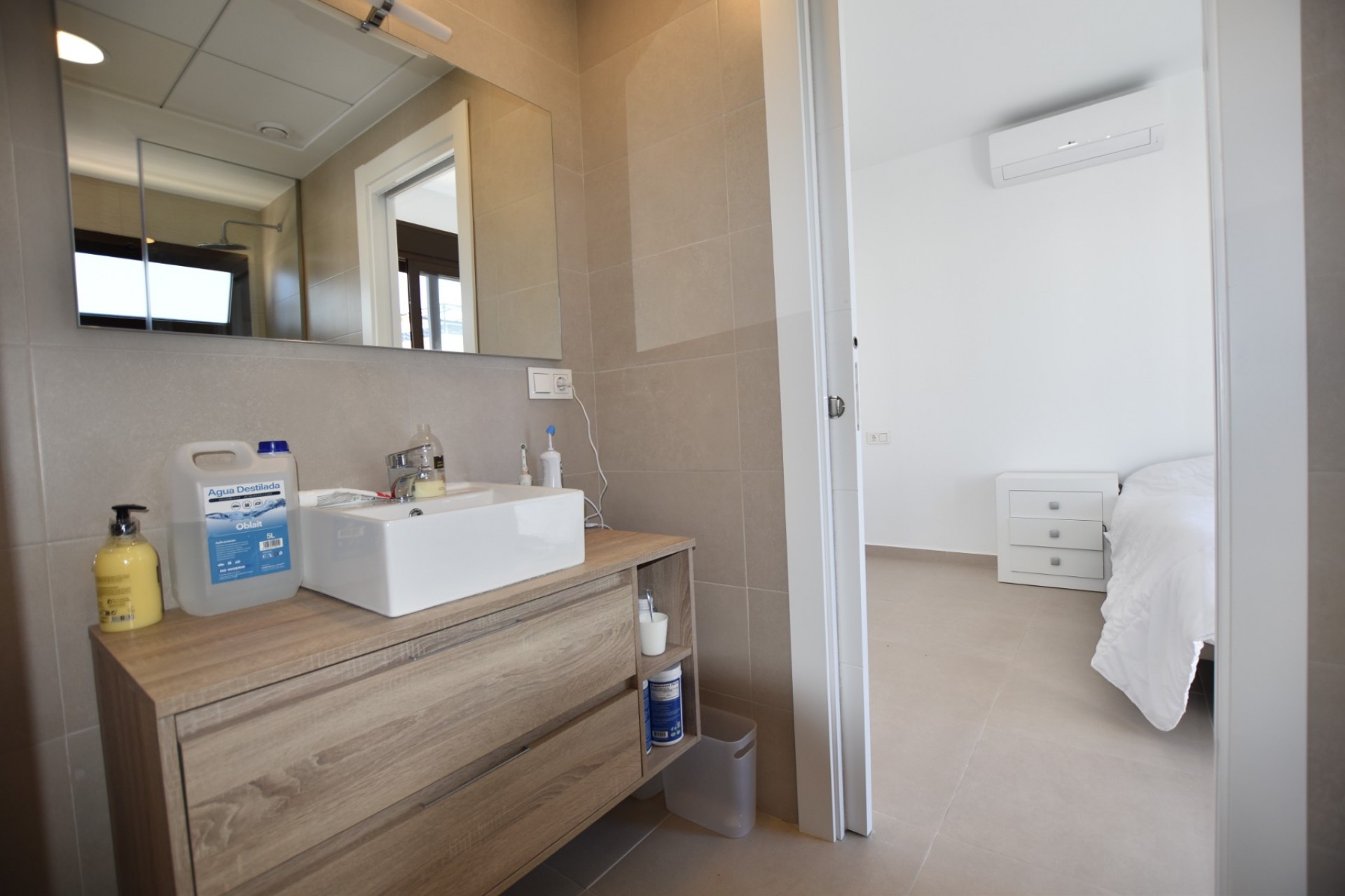 Wiederverkauf - Villa -
Benijofar