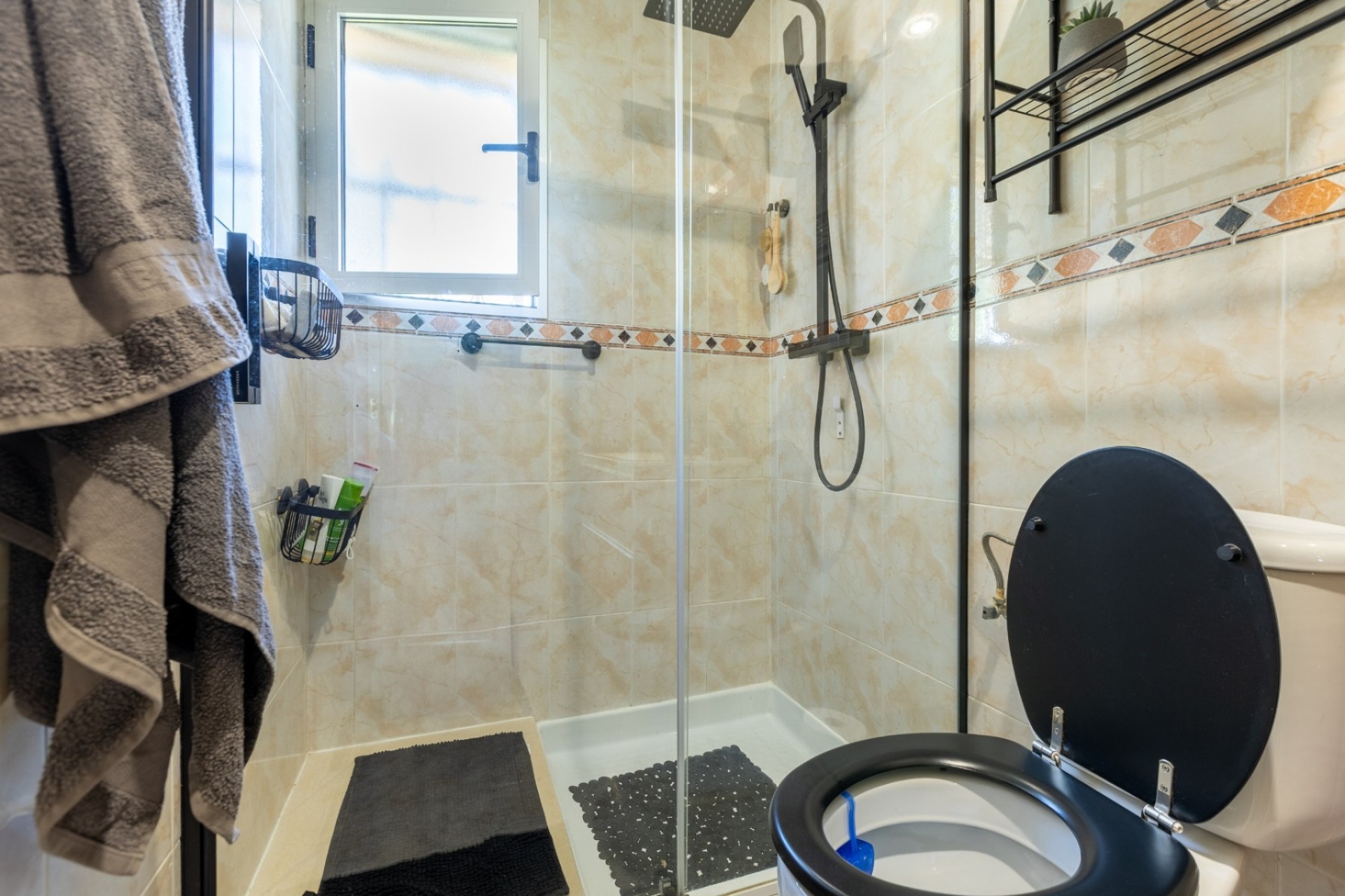 Wiederverkauf - Villa -
Benijofar