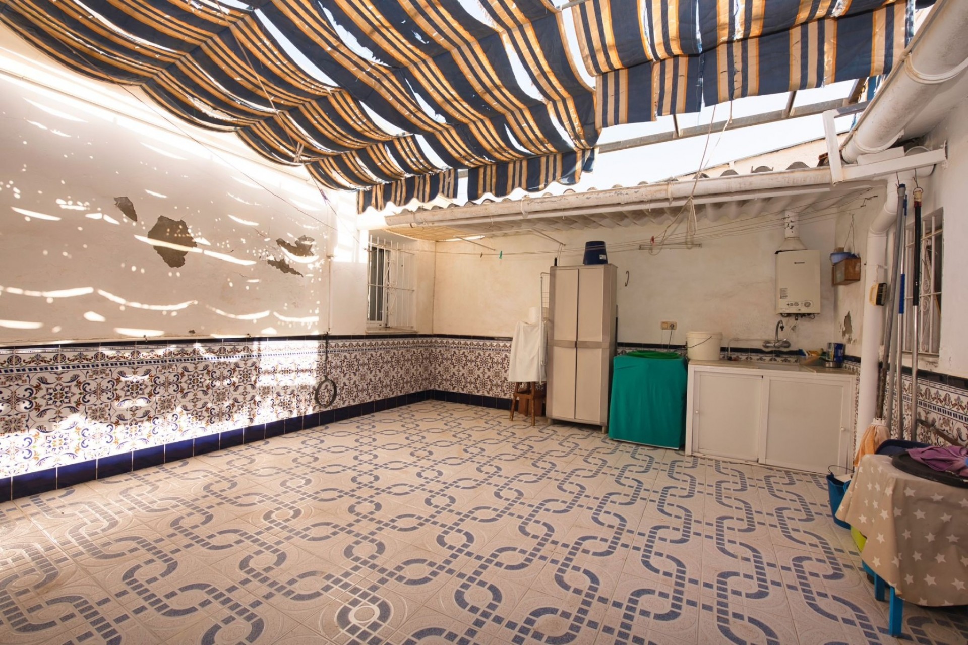 Wiederverkauf - Villa -
Benijofar