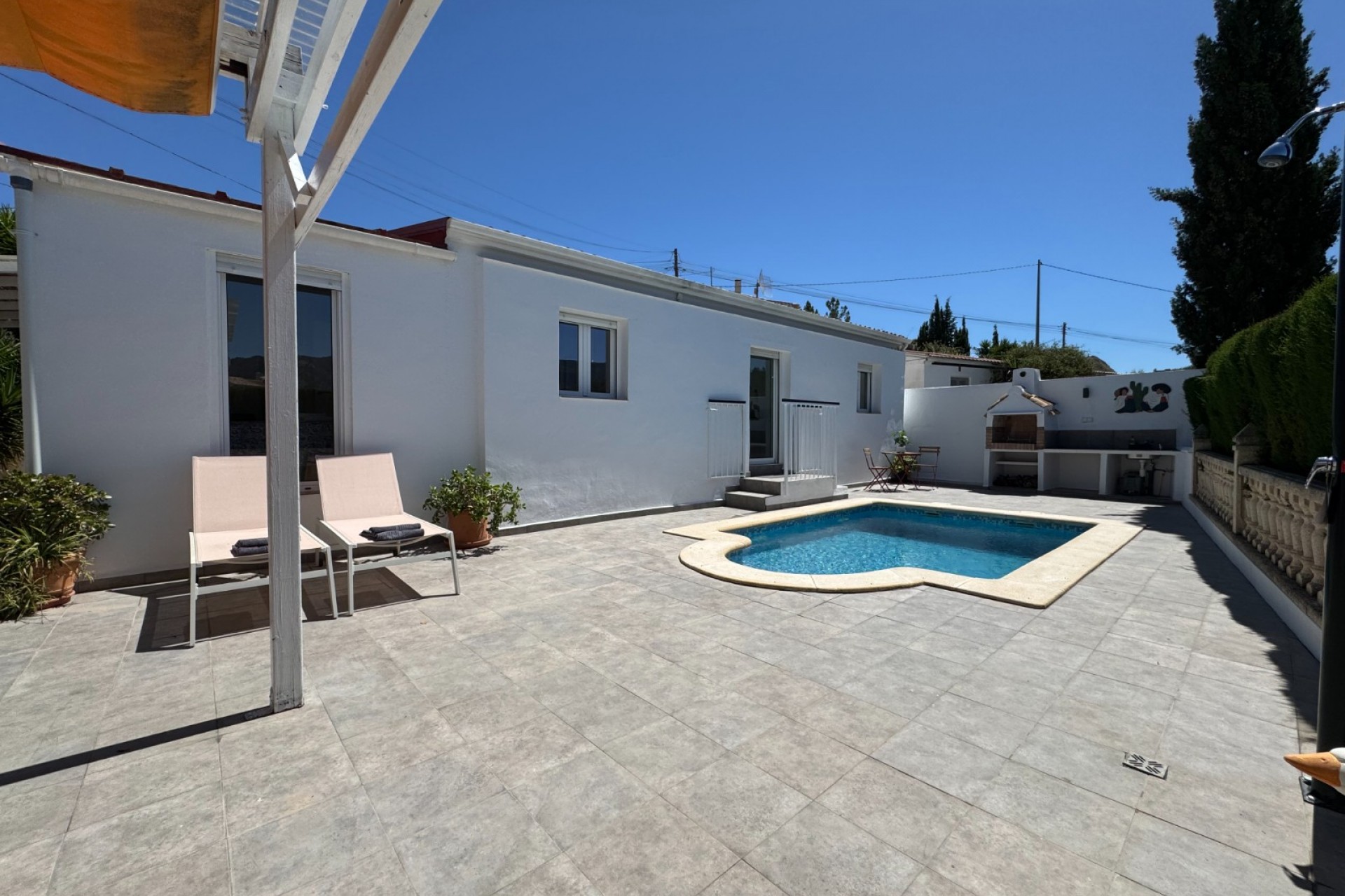 Wiederverkauf - Villa -
Blanca