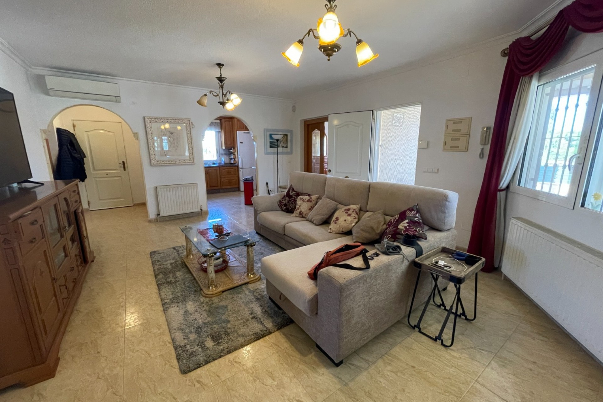 Wiederverkauf - Villa -
Catral