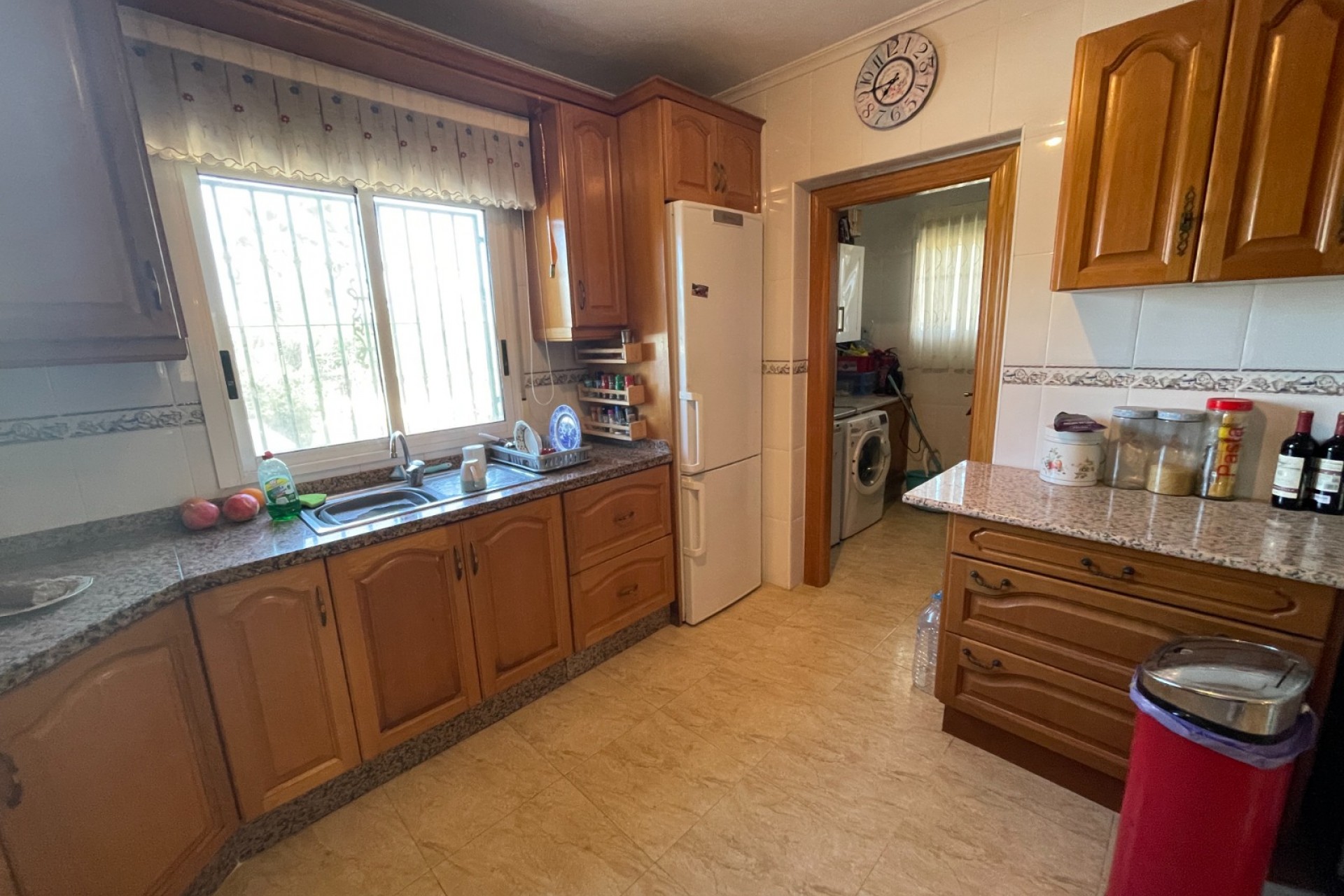 Wiederverkauf - Villa -
Catral