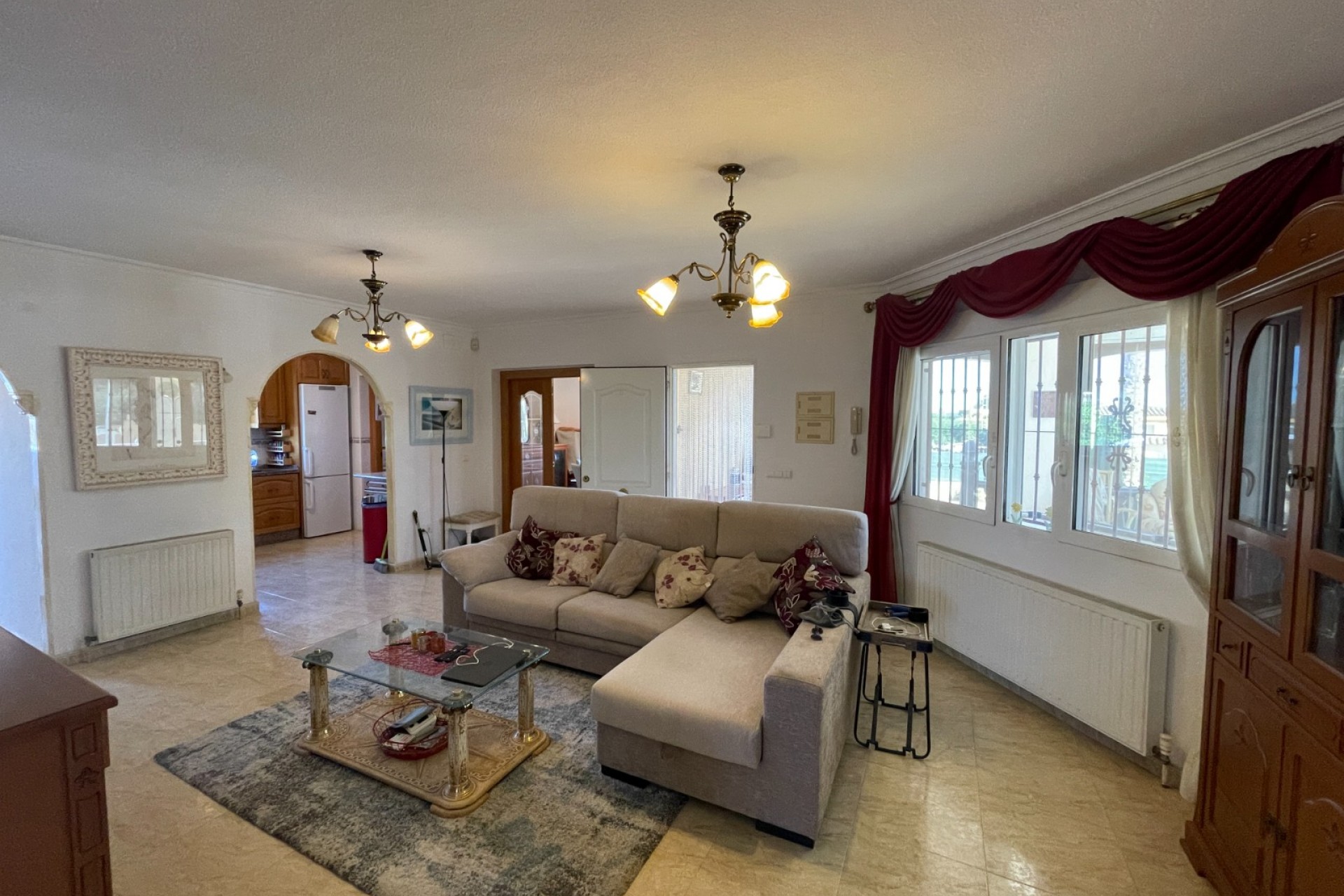 Wiederverkauf - Villa -
Catral