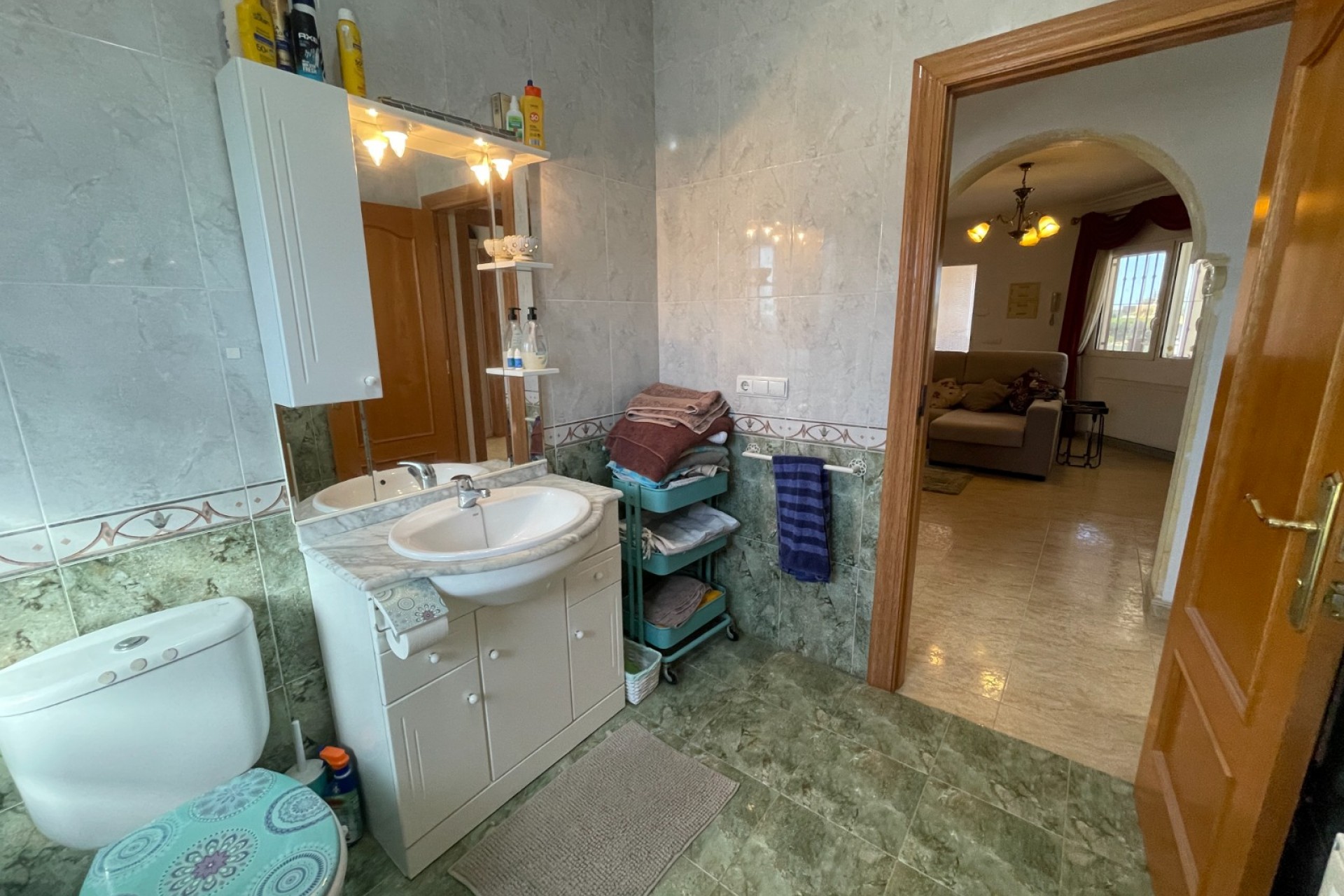 Wiederverkauf - Villa -
Catral