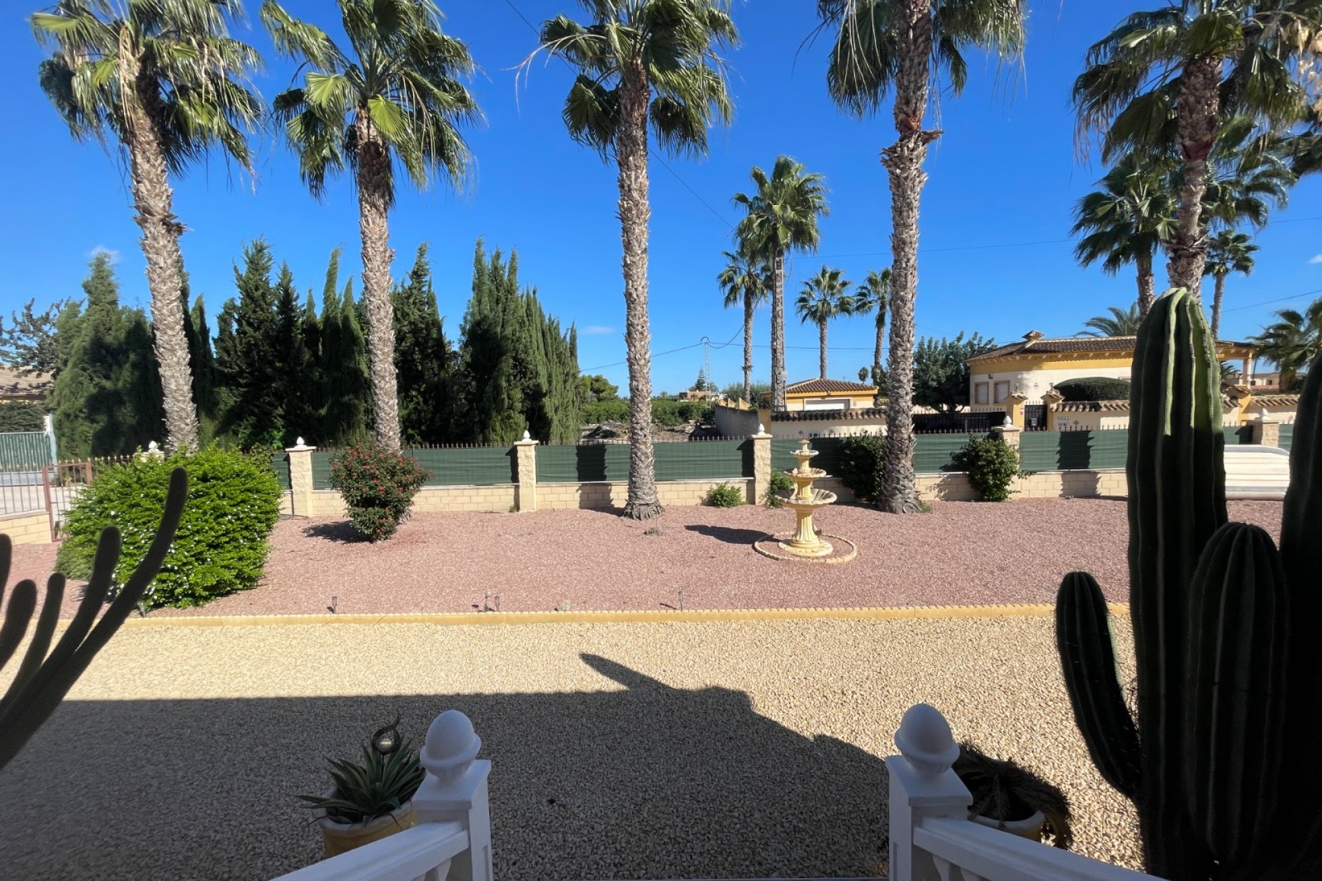 Wiederverkauf - Villa -
Catral