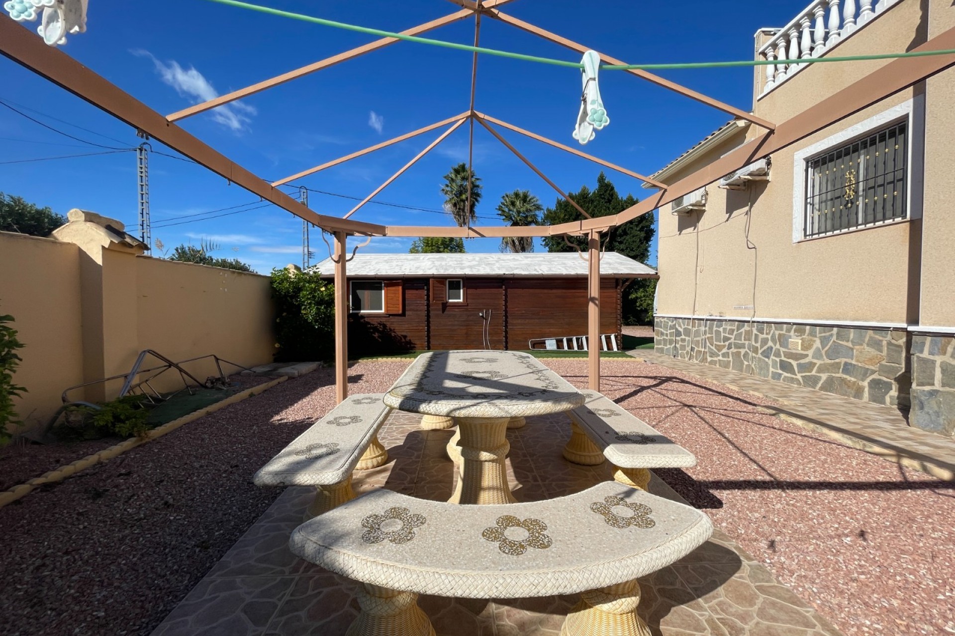 Wiederverkauf - Villa -
Catral