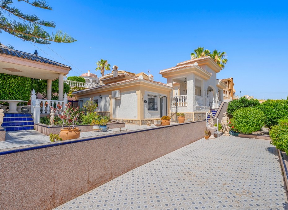 Wiederverkauf - Villa -
Ciudad Quesada - La Marquesa Golf