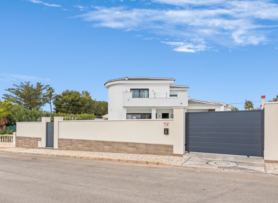 Wiederverkauf - Villa -
Ciudad Quesada