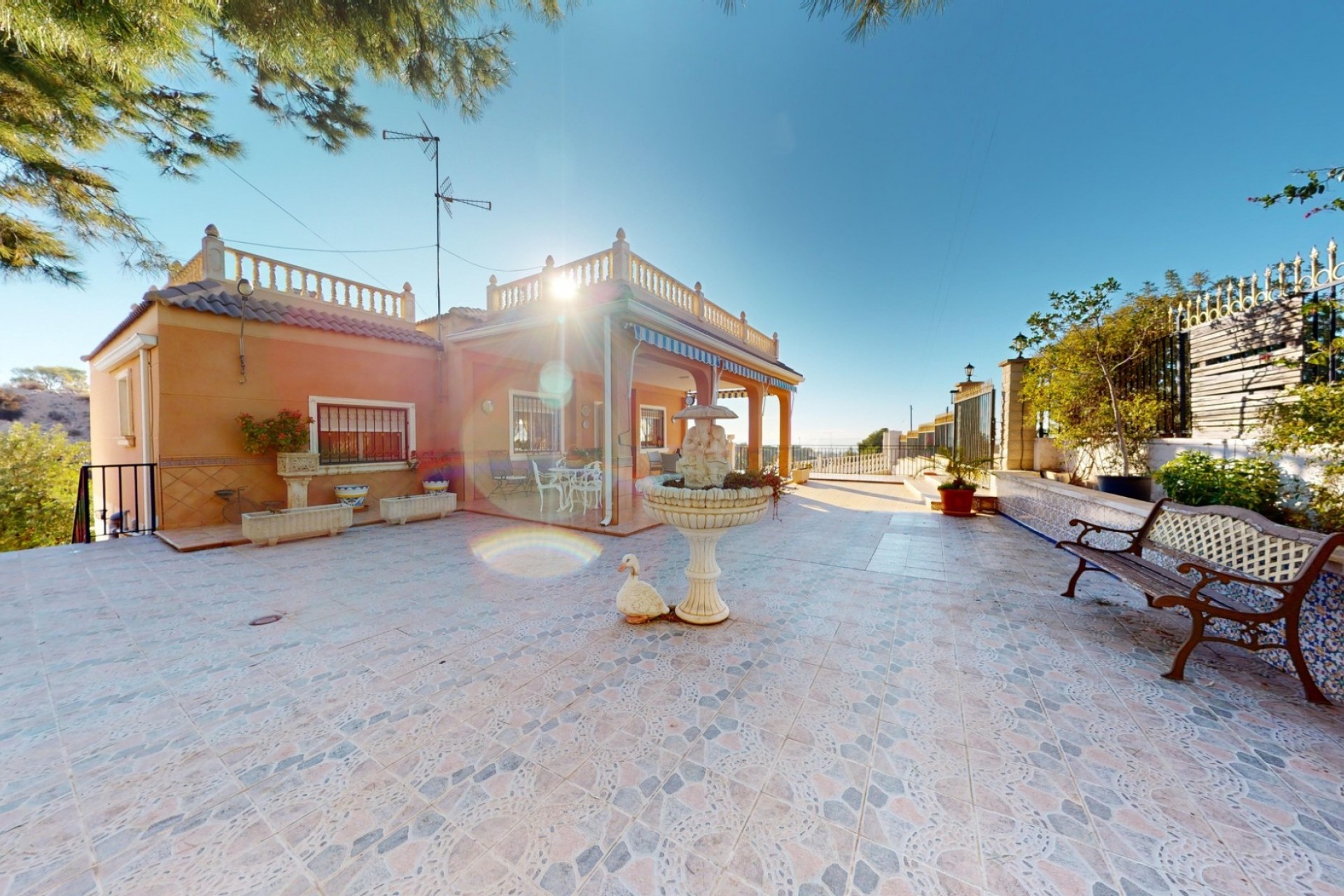 Wiederverkauf - Villa -
Crevillente