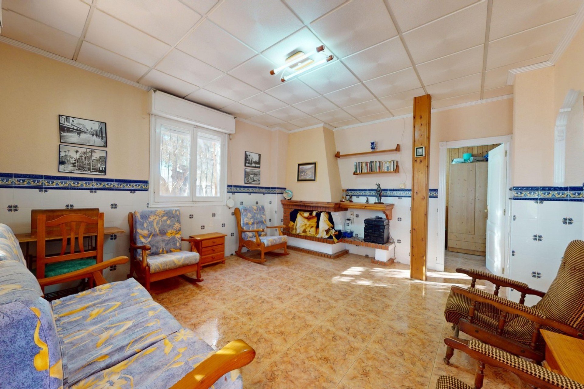 Wiederverkauf - Villa -
Crevillente