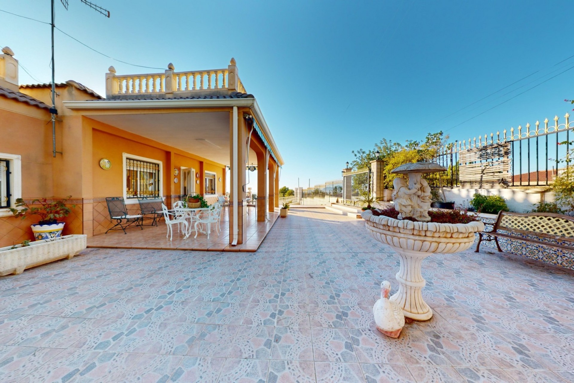 Wiederverkauf - Villa -
Crevillente