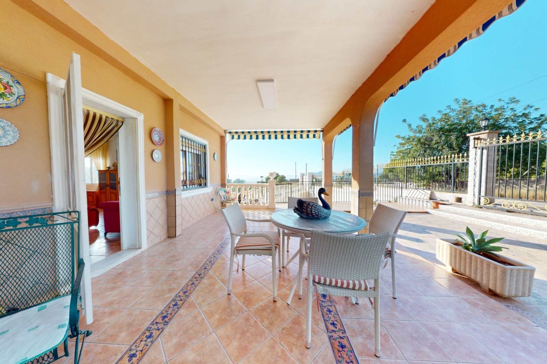 Wiederverkauf - Villa -
Crevillente