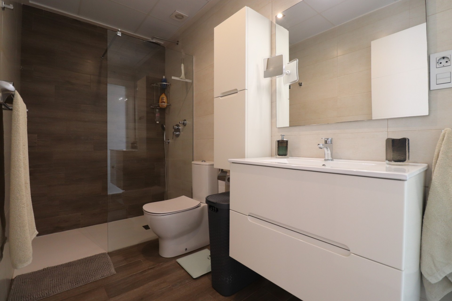 Wiederverkauf - Villa -
Daya Vieja - Daya Vieja - Town