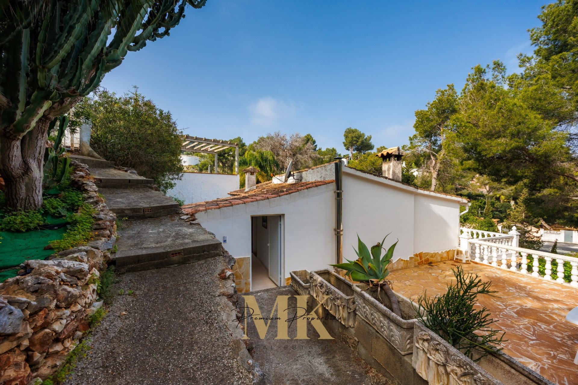 Wiederverkauf - Villa -
Denia - Montgó