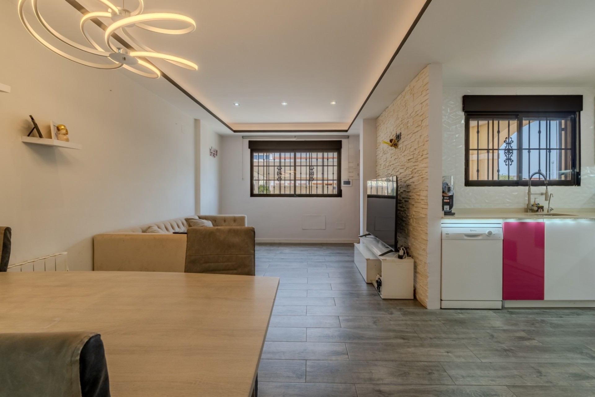 Wiederverkauf - Villa Detached -
Torrevieja - Torreta - florida