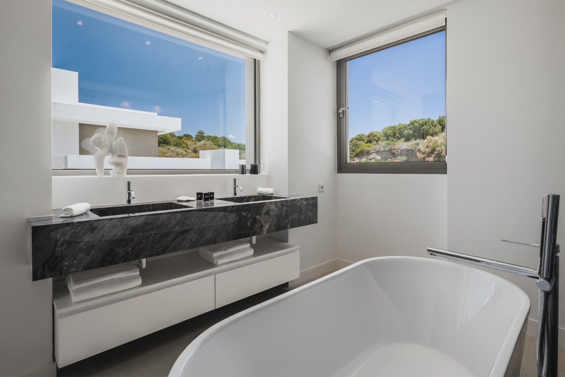 Wiederverkauf - Villa -
Estepona - El Paraíso