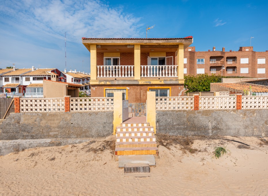 Wiederverkauf - Villa -
Guardamar del Segura