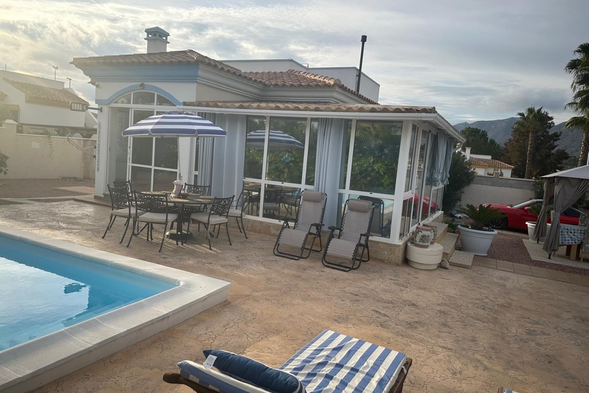 Wiederverkauf - Villa -
Hondón de las Nieves - Urbaniz La Montañosa