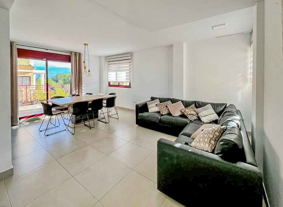 Wiederverkauf - Villa -
La Nucía - Montebello