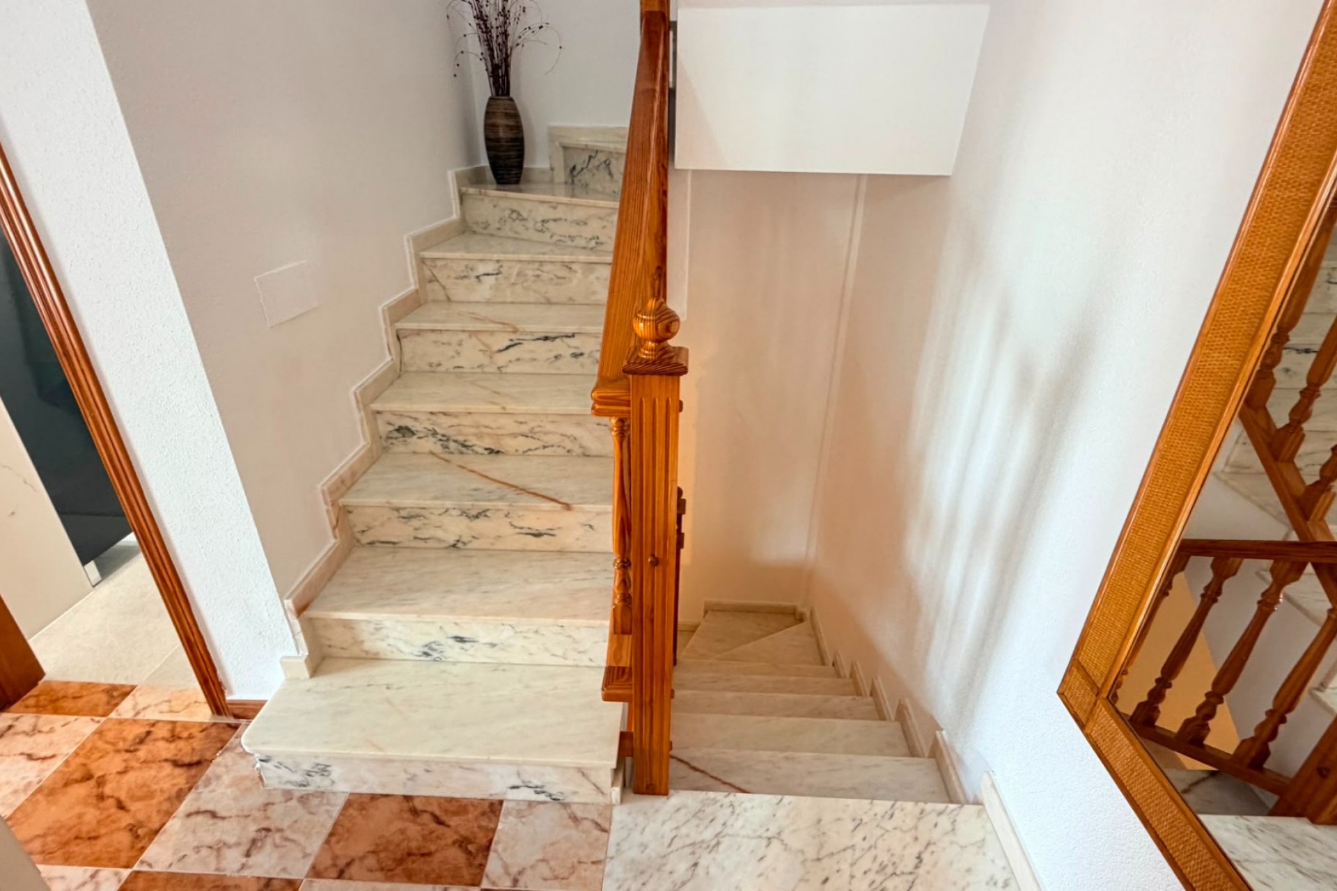 Wiederverkauf - Villa -
Lomas de Cabo Roig - Orihuela Costa