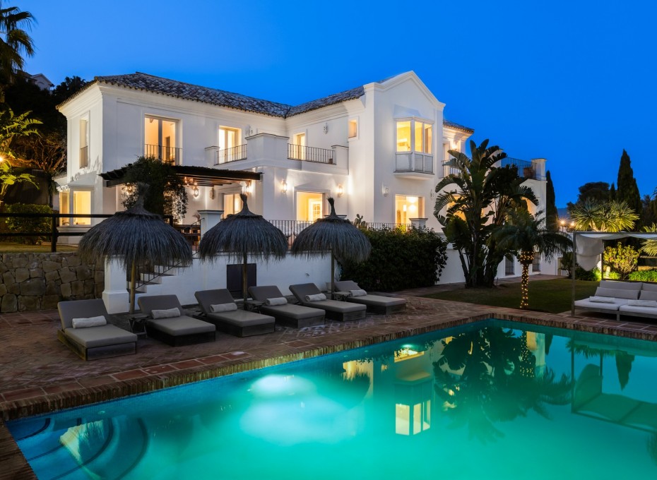 Wiederverkauf - Villa -
Marbella - Los Monteros