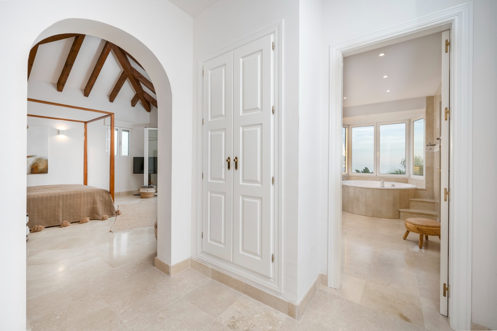 Wiederverkauf - Villa -
Marbella - Los Monteros