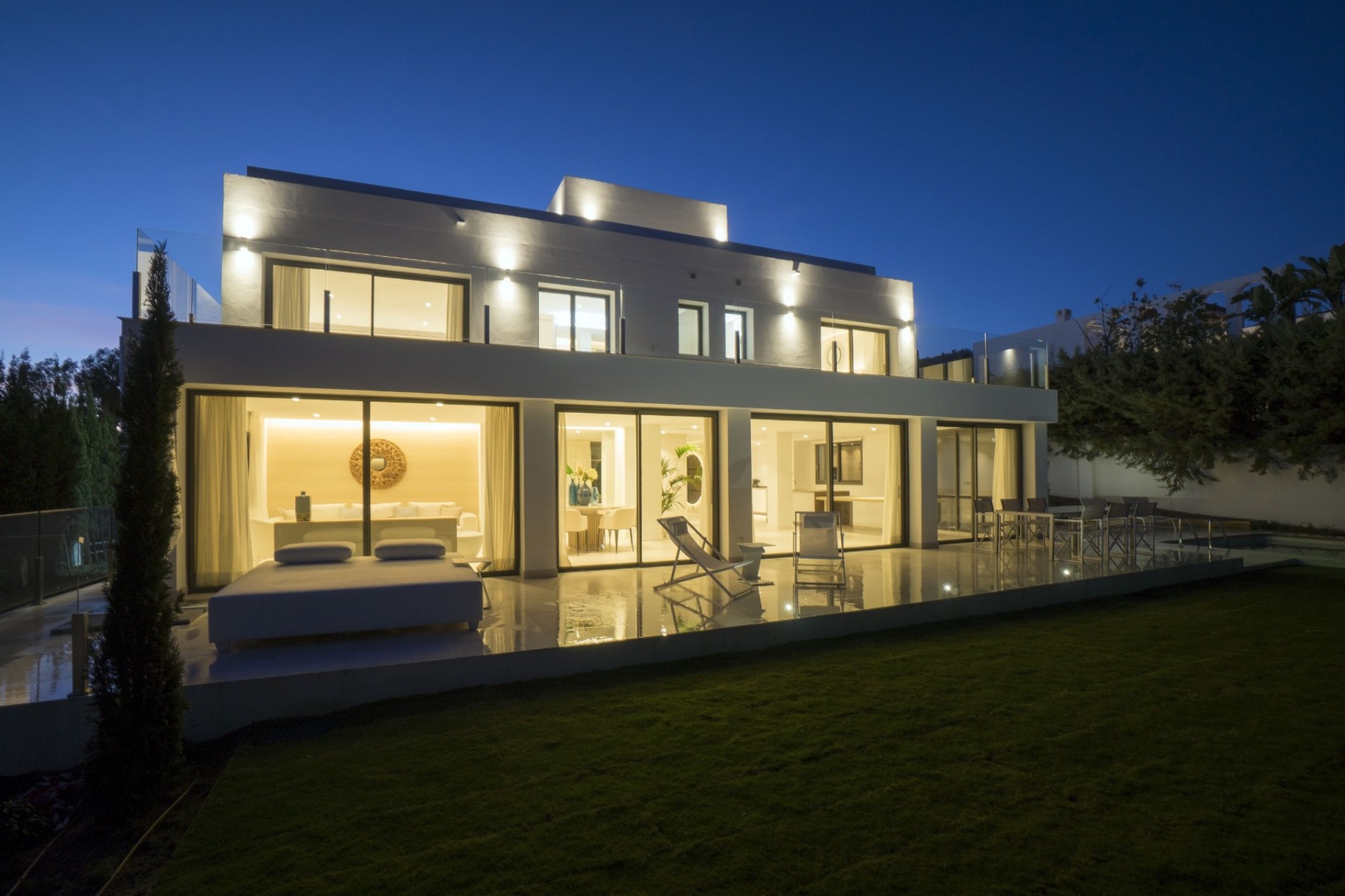 Wiederverkauf - Villa -
Marbella - Nueva Andalucía