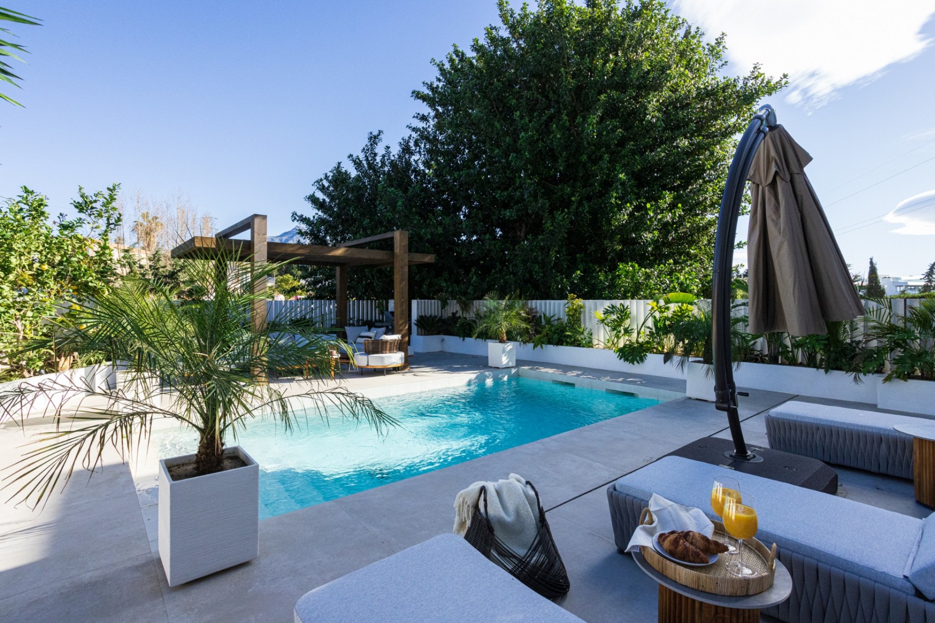 Wiederverkauf - Villa -
Marbella - Nueva Andalucía