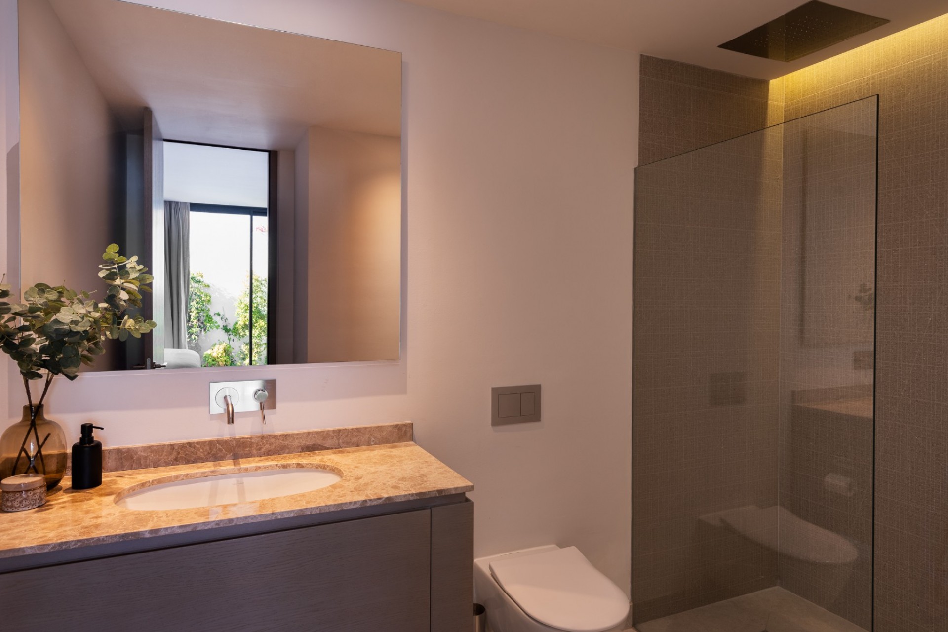 Wiederverkauf - Villa -
Marbella - Nueva Andalucía