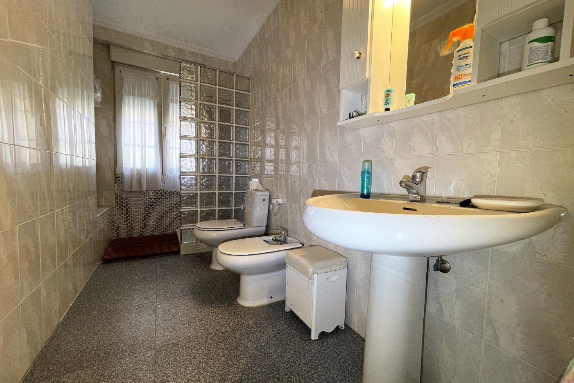 Wiederverkauf - Villa -
Orihuela Costa - Cabo Roig