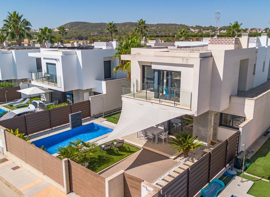 Wiederverkauf - Villa -
Orihuela Costa - Entre Naranjos - Vistabella Golf