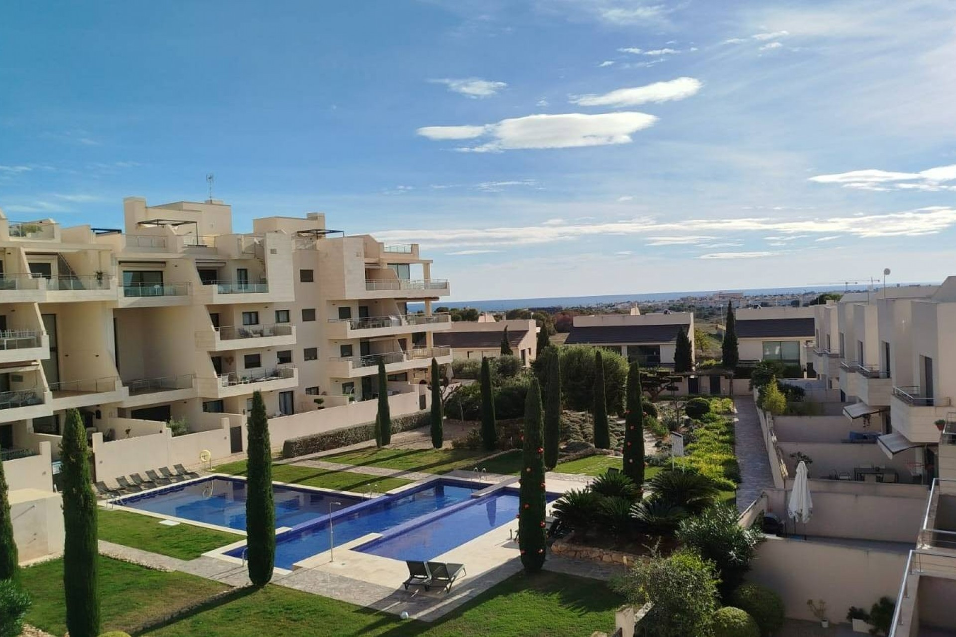 Wiederverkauf - Villa -
Orihuela Costa - La Zenia