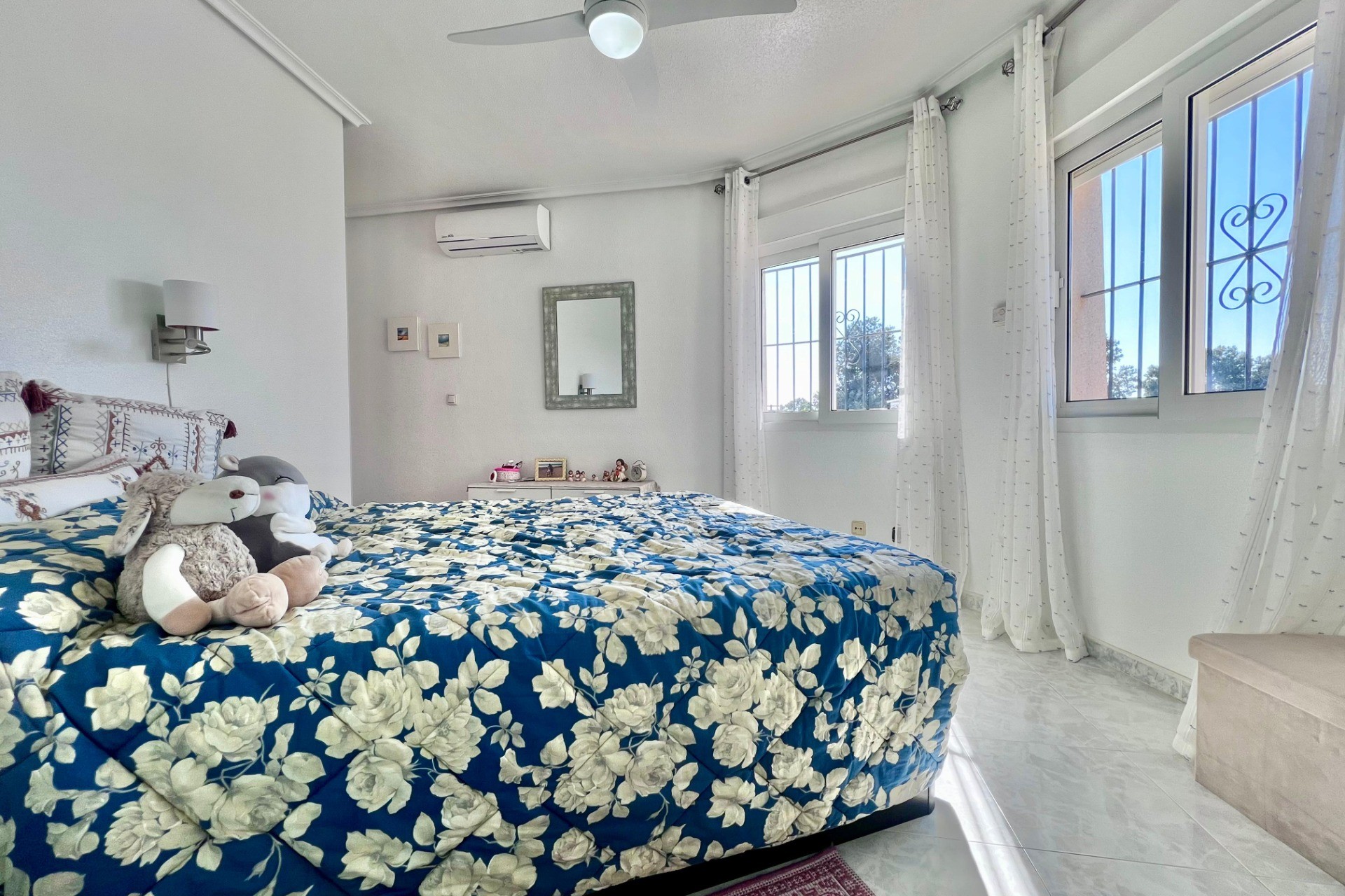 Wiederverkauf - Villa -
Orihuela Costa - La Zenia