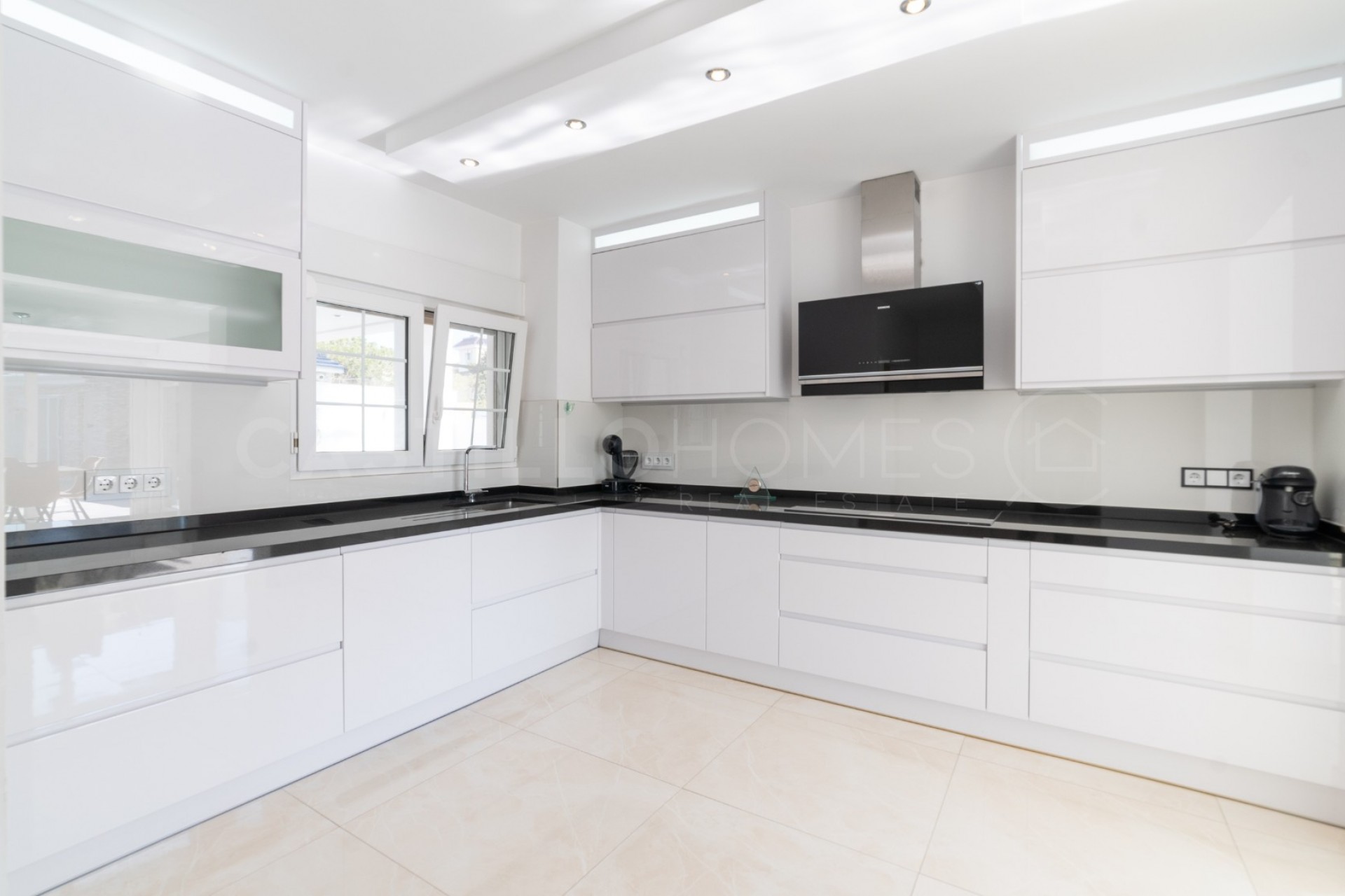 Wiederverkauf - Villa -
Orihuela Costa - La Zenia