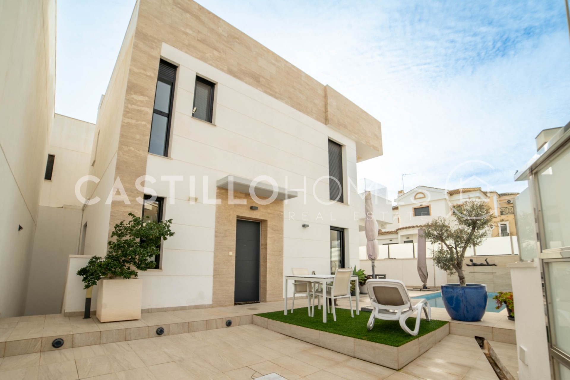 Wiederverkauf - Villa -
Orihuela Costa - Las Filipinas