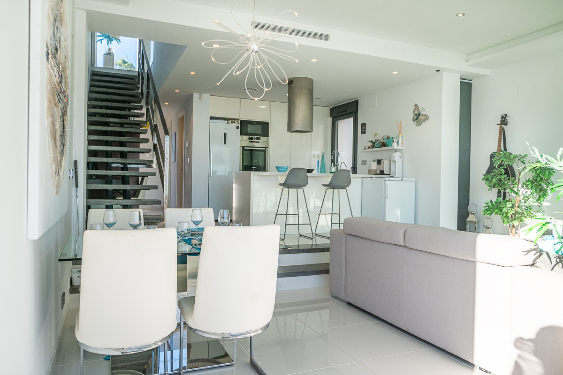 Wiederverkauf - Villa -
Orihuela Costa - Lomas De Cabo Roig