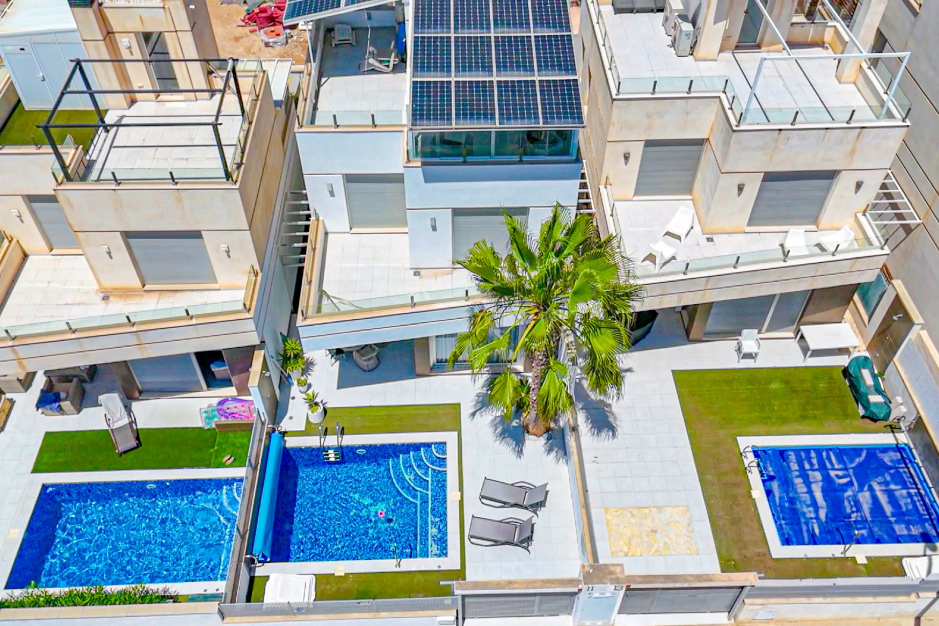 Wiederverkauf - Villa -
Orihuela Costa - Lomas de Cabo Roig