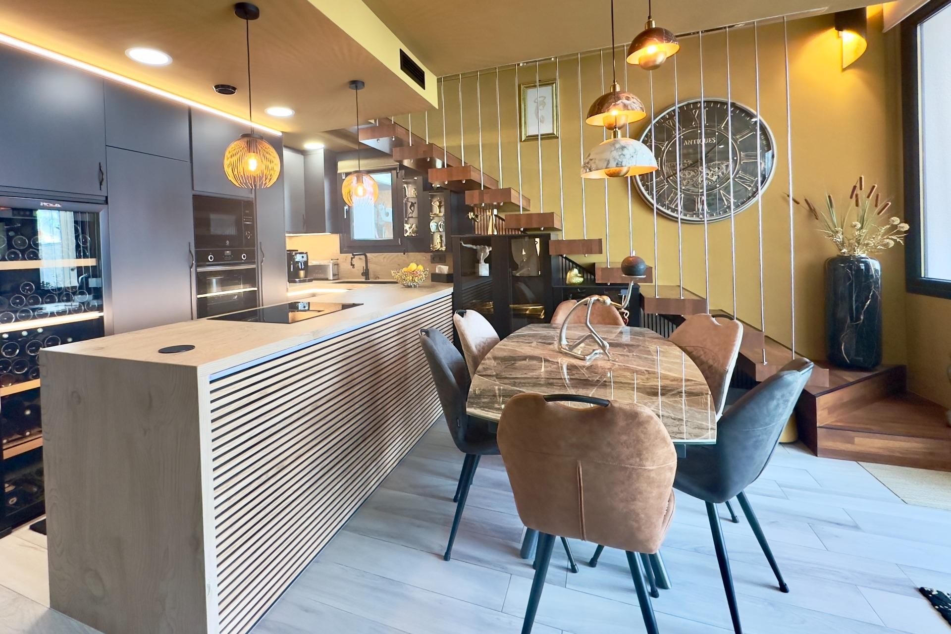 Wiederverkauf - Villa -
Orihuela Costa - Lomas de Cabo Roig