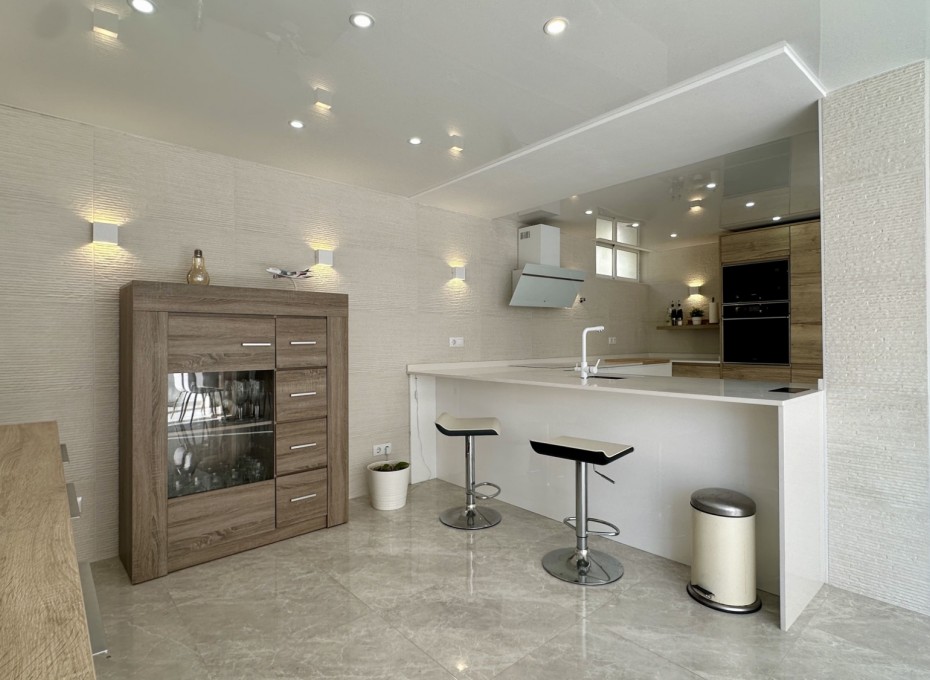 Wiederverkauf - Villa -
Orihuela Costa - Los Altos