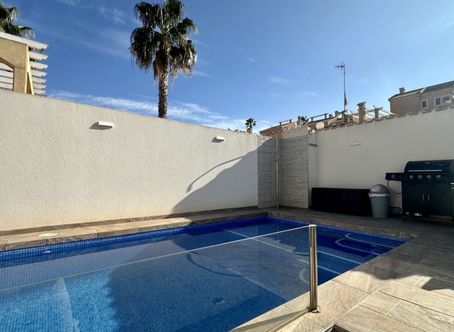 Wiederverkauf - Villa -
Orihuela Costa - Los Altos