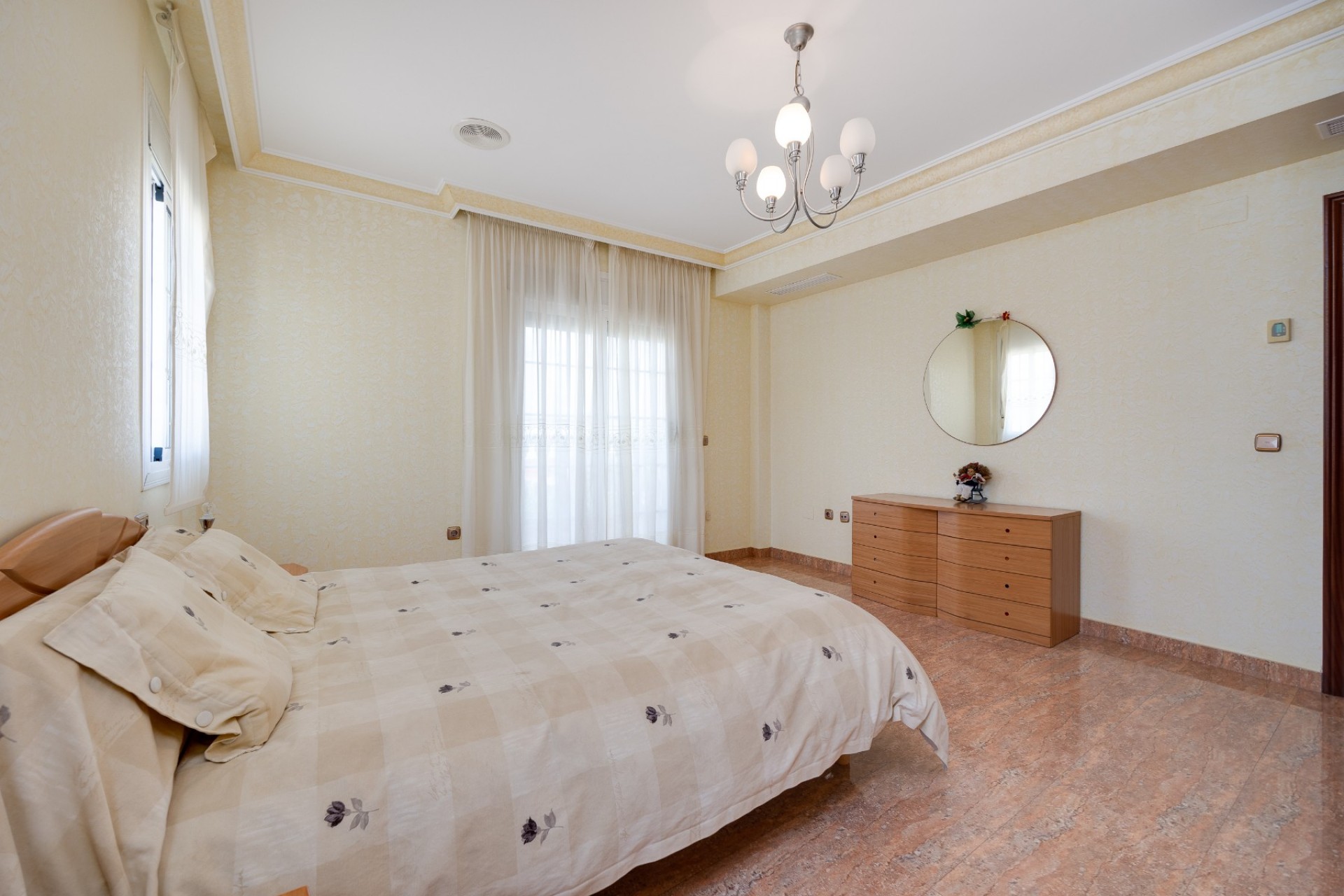 Wiederverkauf - Villa -
Orihuela Costa - Orihuela